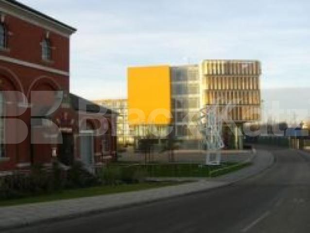 			2 Bedroom, 1 bath, 1 reception Apartment			 New River Village, CROUCH END N8