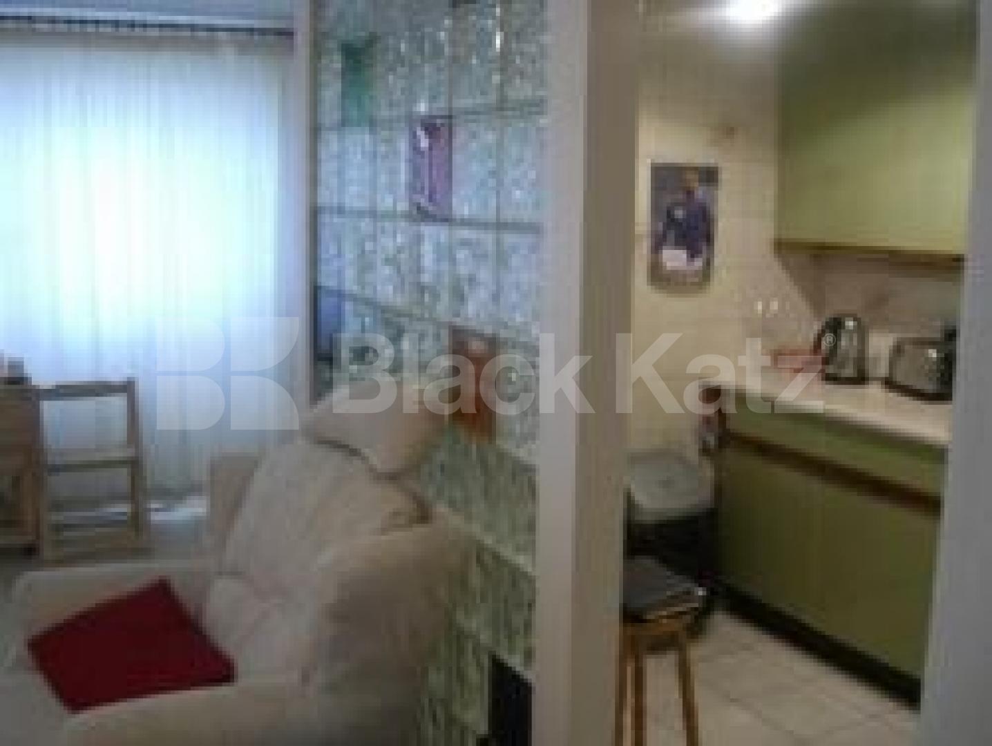 			2 Bedroom, 1 bath, 1 reception Flat			 Church Lane, CROUCH END