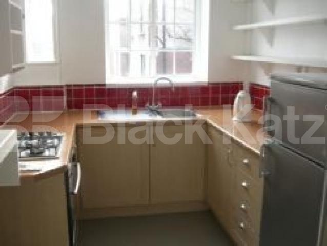 			LET, 1 Bedroom, 1 bath, 1 reception Flat			 Haslemere Road, CROUCH END N8
