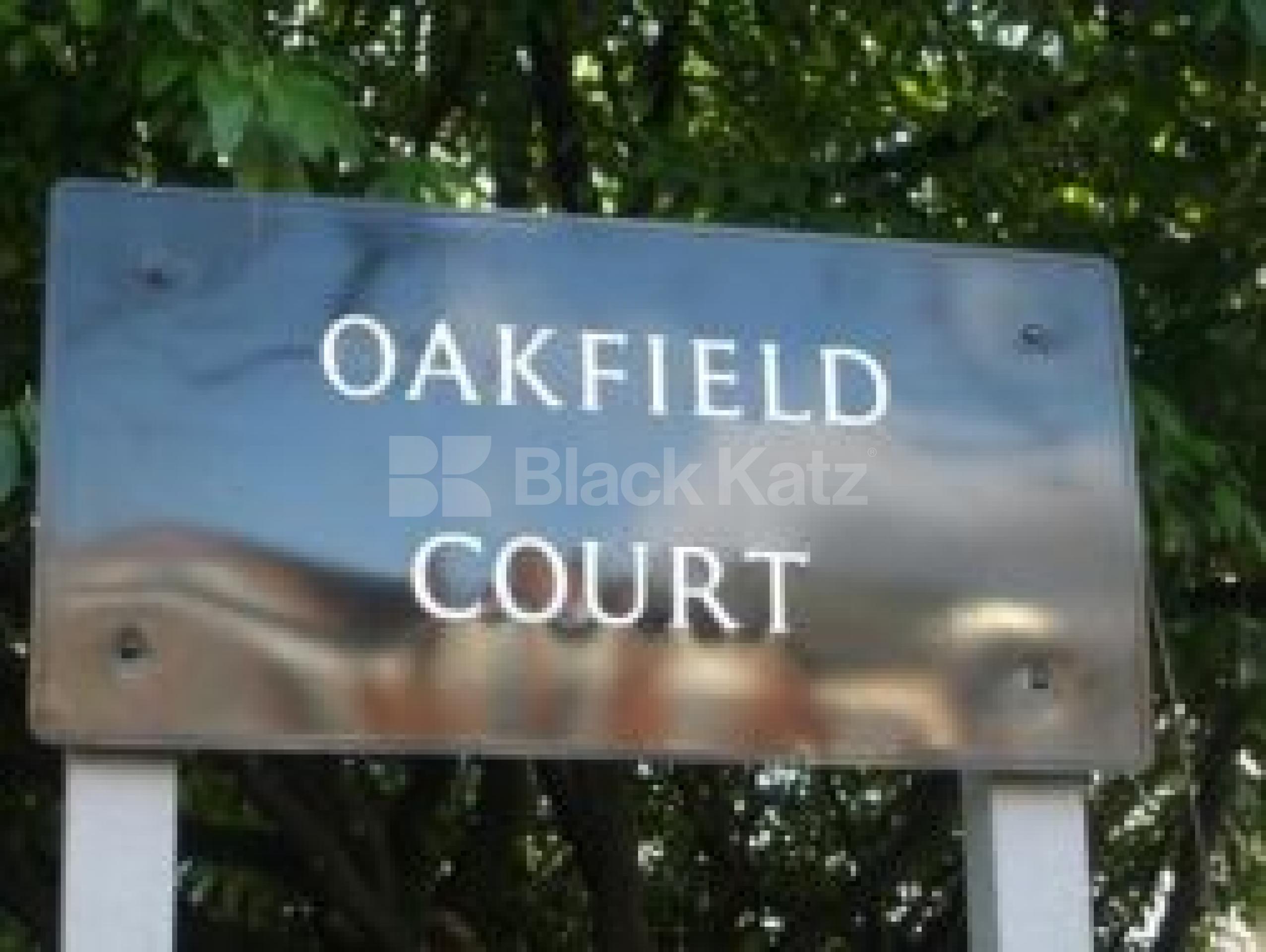 			LET, 1 Bedroom, 1 bath, 1 reception Flat			 Haslemere Road, CROUCH END N8 N8