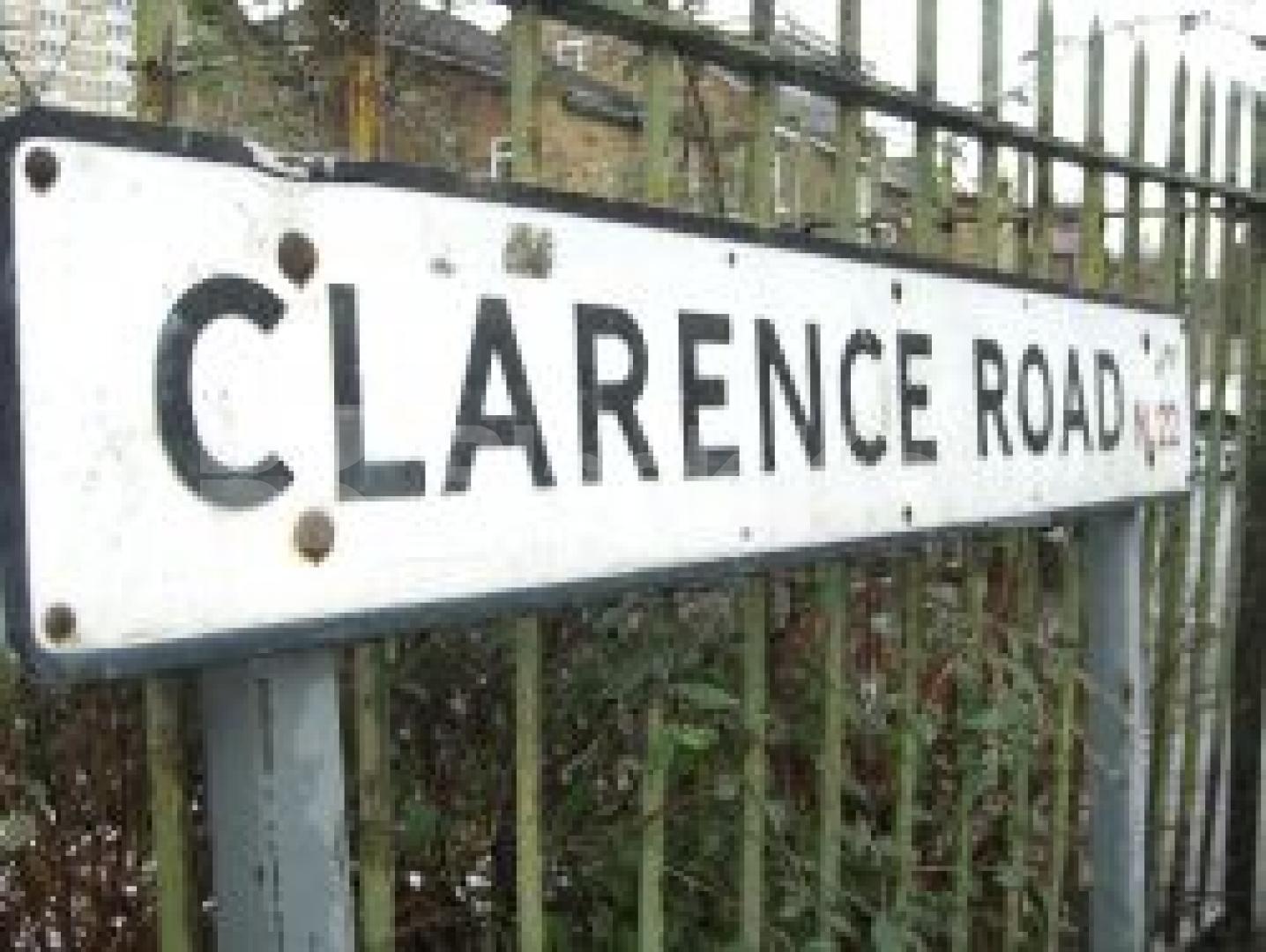 Ground floor flat just moments away from Bounds Green tube station Clarence Road, Bounds Green 