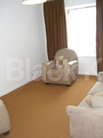 Ground floor flat just moments away from Bounds Green tube station Clarence Road, Bounds Green 