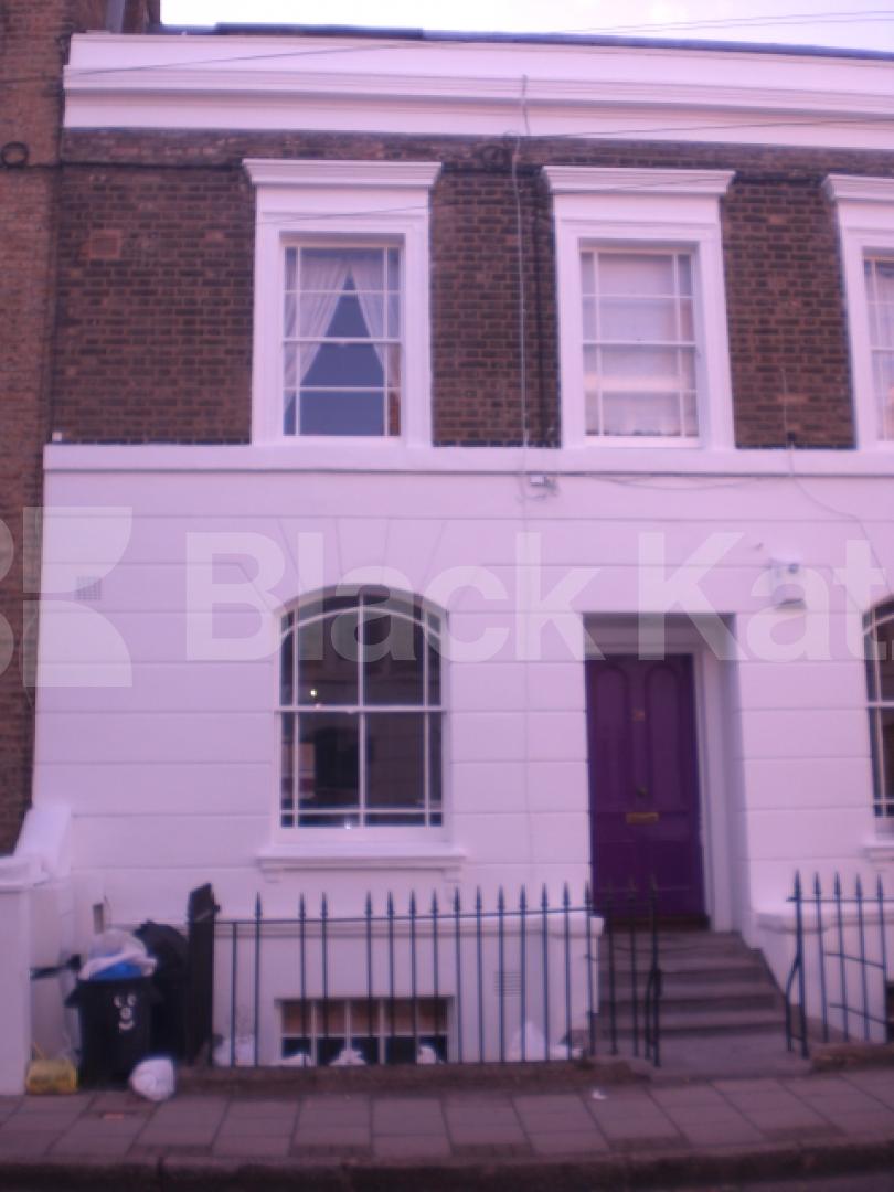			STUNNING BRAND NEW INSTRUCTION!!!!!, 2 Bedroom, 1 bath, 1 reception Flat			 Cruden street, ANGEL / ISLINGTON GREEN N1