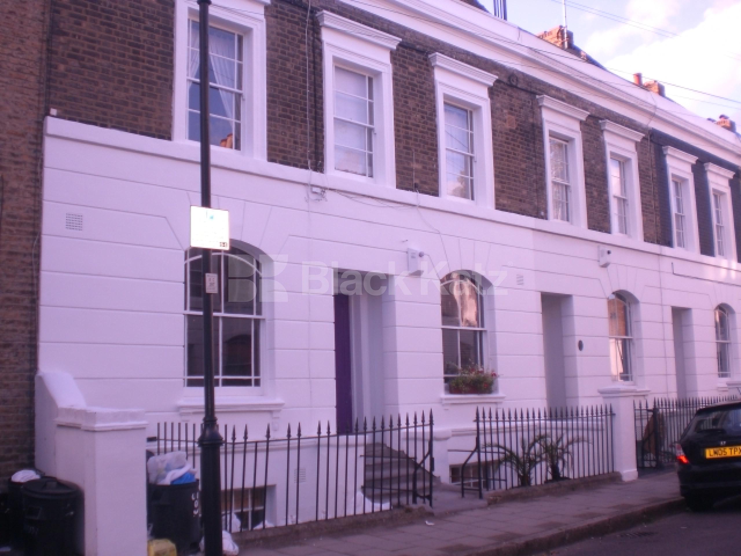 			STUNNING BRAND NEW INSTRUCTION!!!!!, 2 Bedroom, 1 bath, 1 reception Flat			 Cruden street, ANGEL / ISLINGTON GREEN N1 N1