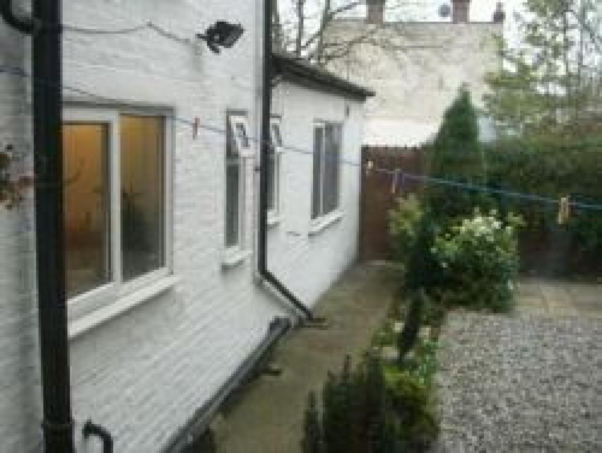 			2 Bedroom, 1 bath, 1 reception Flat			 Ballards Lane, NORTH FINCHLEY N12 N12