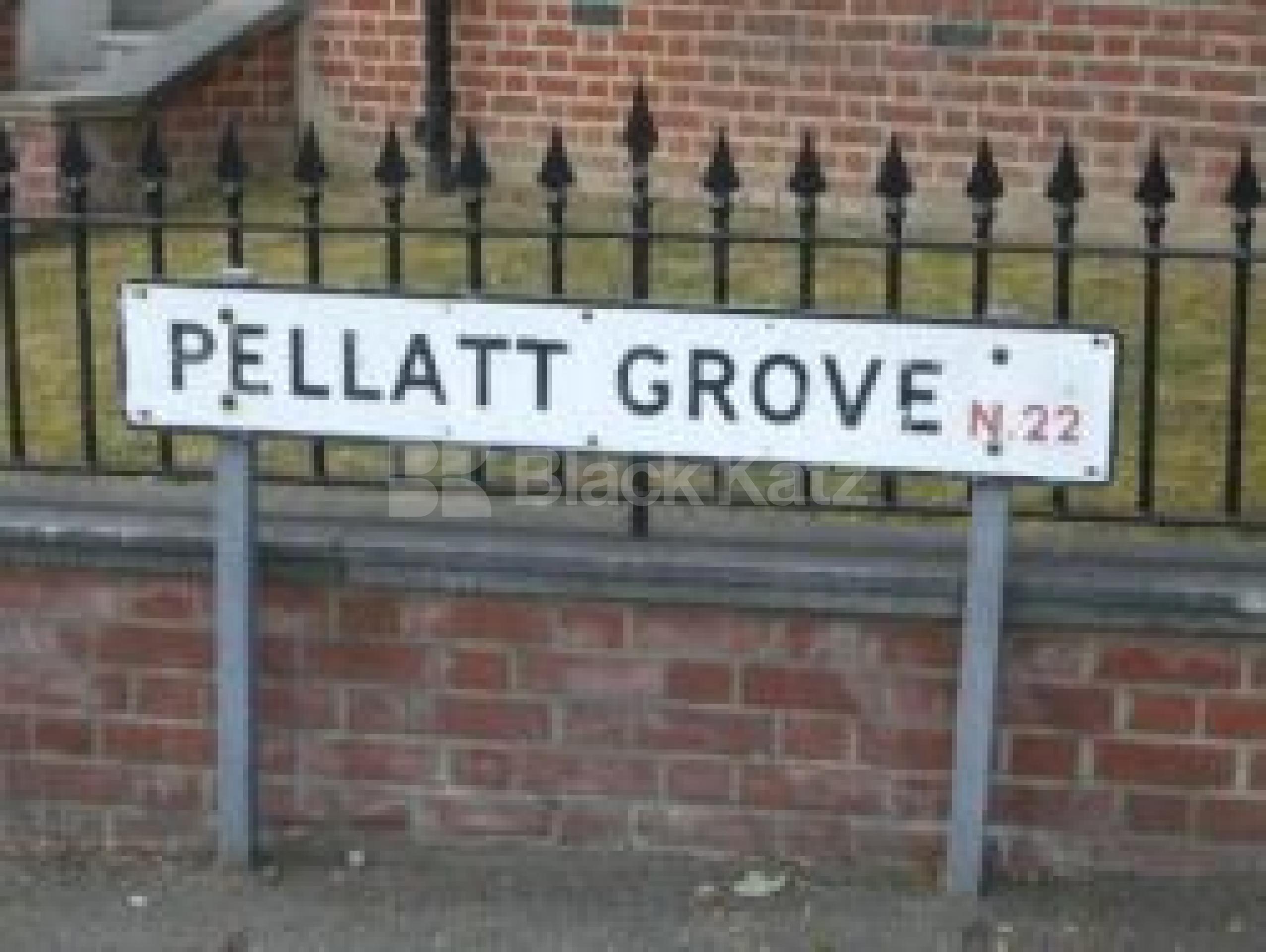 			3 Bedroom, 1 bath, 1 reception Flat			 Pellatt Grove, WOOD GREEN N22 N22