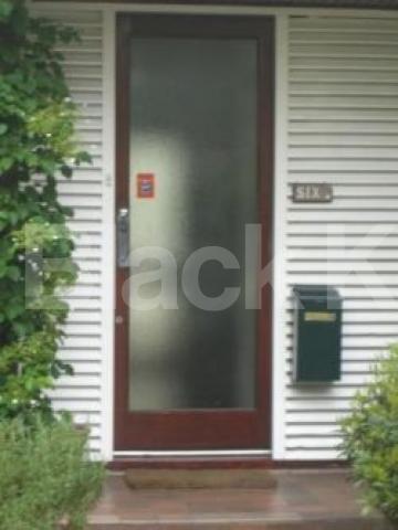 			MUST BE SEEN ASAP, 3 Bedroom, 1 bath, 1 reception Terraced House			 Broadlands Close, HIGHGATE N6