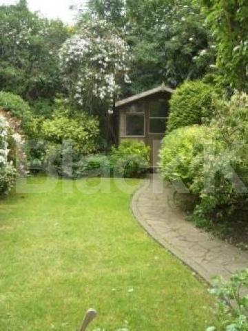 			MUST BE SEEN ASAP, 3 Bedroom, 1 bath, 1 reception Terraced House			 Broadlands Close, HIGHGATE N6