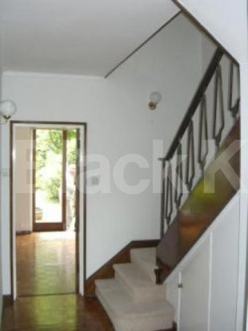 			MUST BE SEEN ASAP, 3 Bedroom, 1 bath, 1 reception Terraced House			 Broadlands Close, HIGHGATE N6