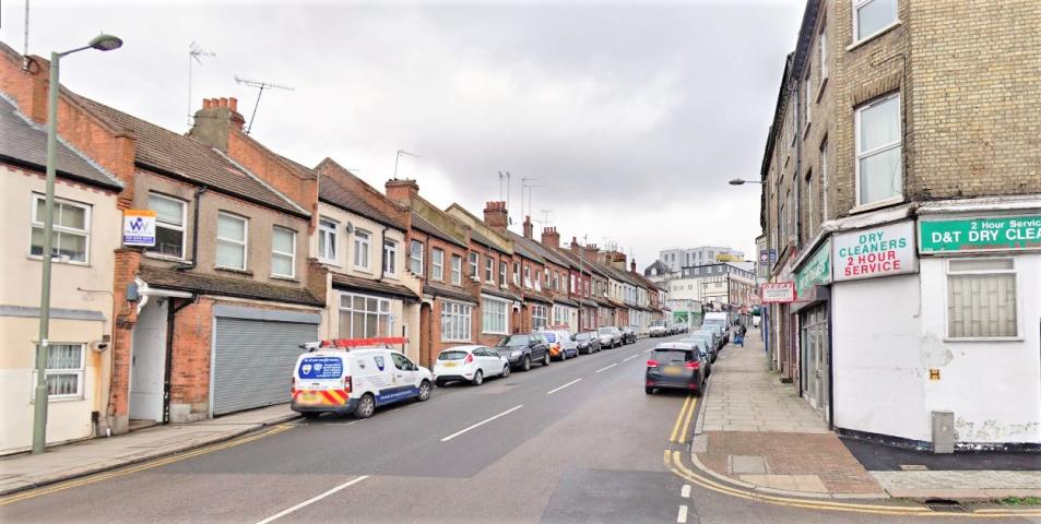 			2 Bedroom, 1 bath, 1 reception Flat			 Cricklewood Lane, CHILDS HILL/GOLDERS GREEN