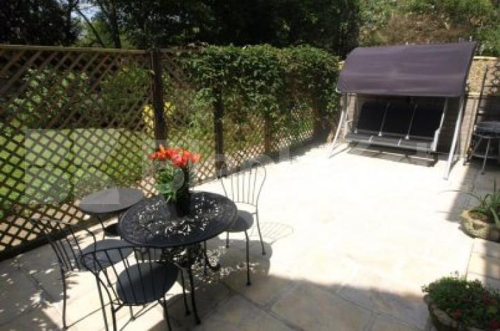 			Patio Garden, 1 Bedroom, 1 bath, 1 reception Ground Floor Flat			 Ashford Avenue, CROUCH END