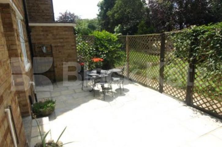 			Patio Garden, 1 Bedroom, 1 bath, 1 reception Ground Floor Flat			 Ashford Avenue, CROUCH END