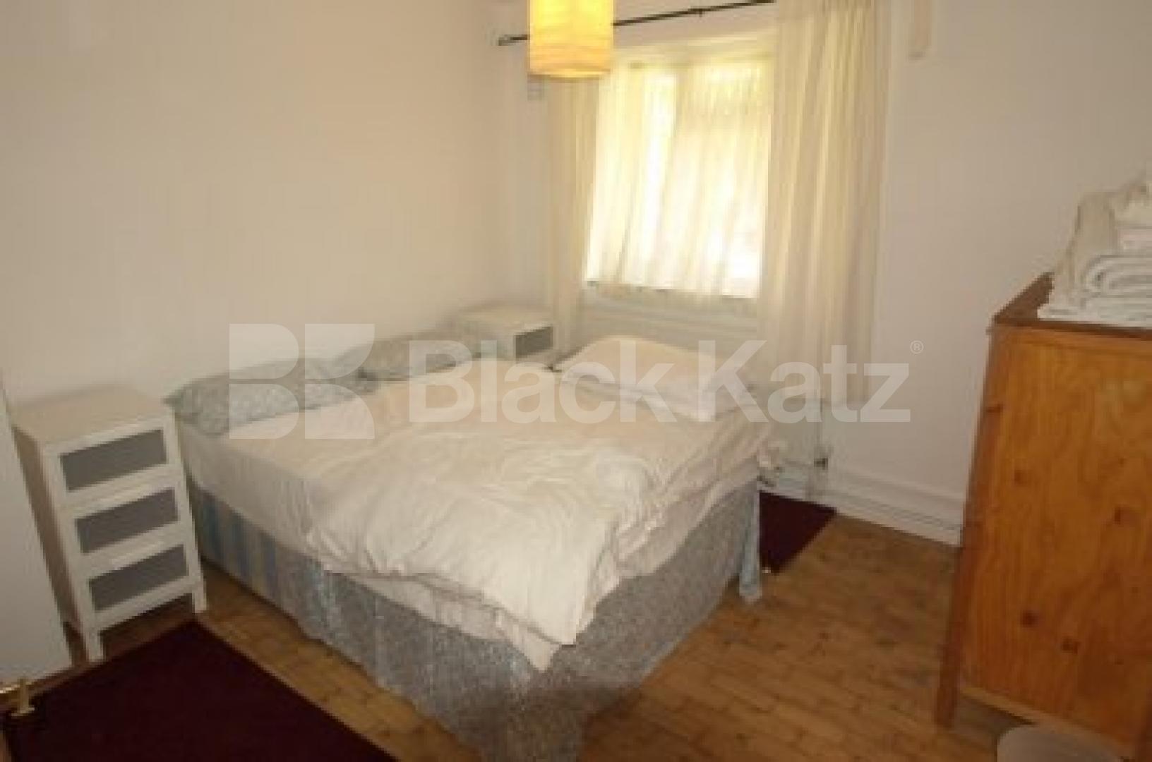 			Patio Garden, 1 Bedroom, 1 bath, 1 reception Ground Floor Flat			 Ashford Avenue, CROUCH END