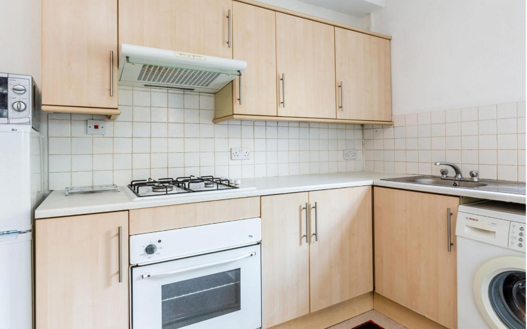 Well located studio Teignmouth Road, WILLESDEN GREEN