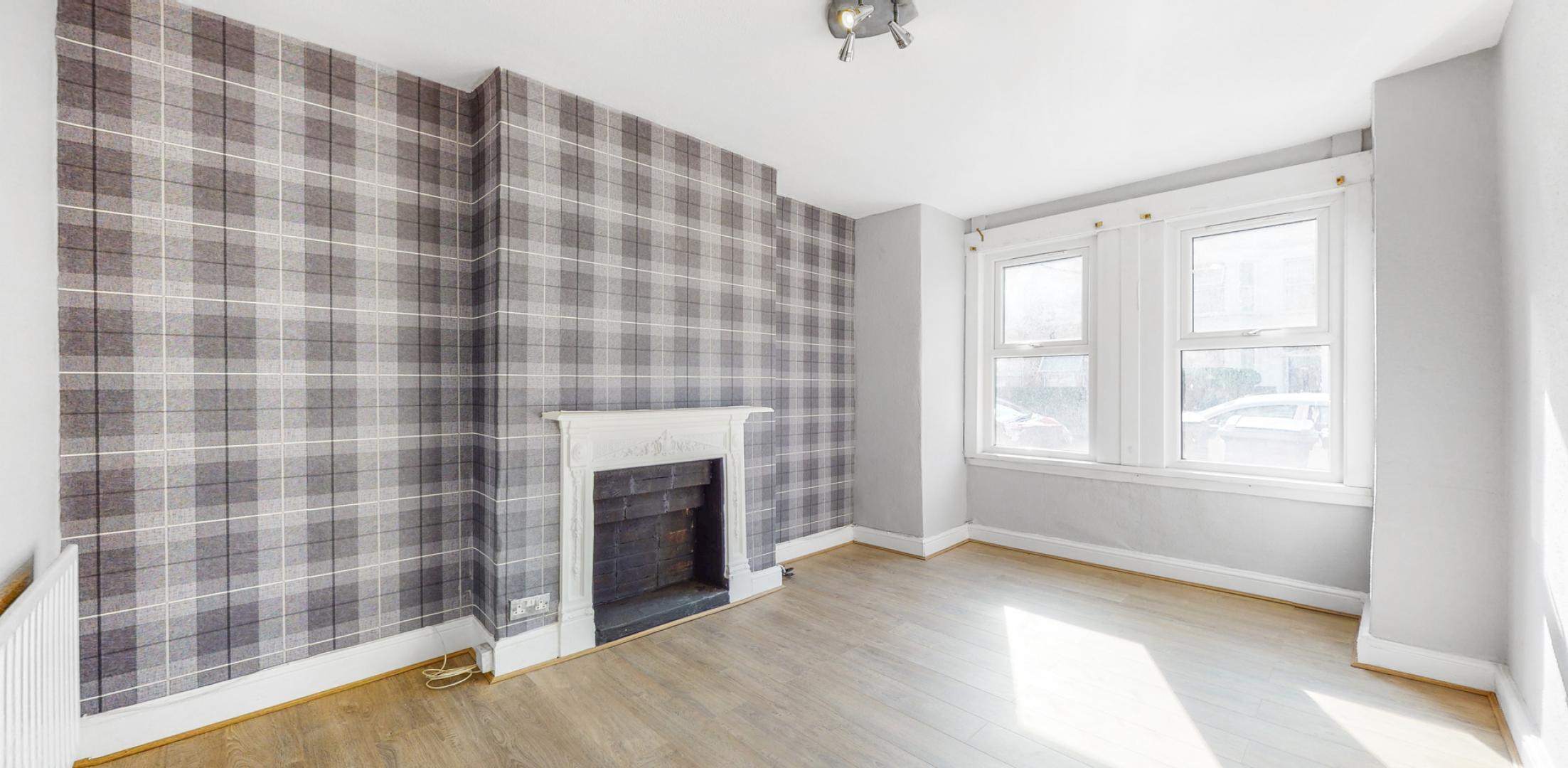 			2 Bedroom, 1 bath, 1 reception Flat			 Chapter Road, WILLESDEN GREEN NW2