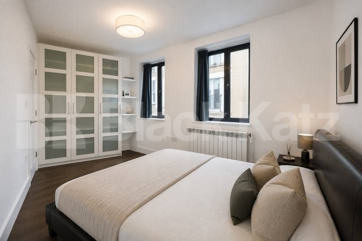 Luxury Four Bedroom Penthouse with Four En-Suites & Balcony, Old Street Old Street , Old Street - Shoreditch