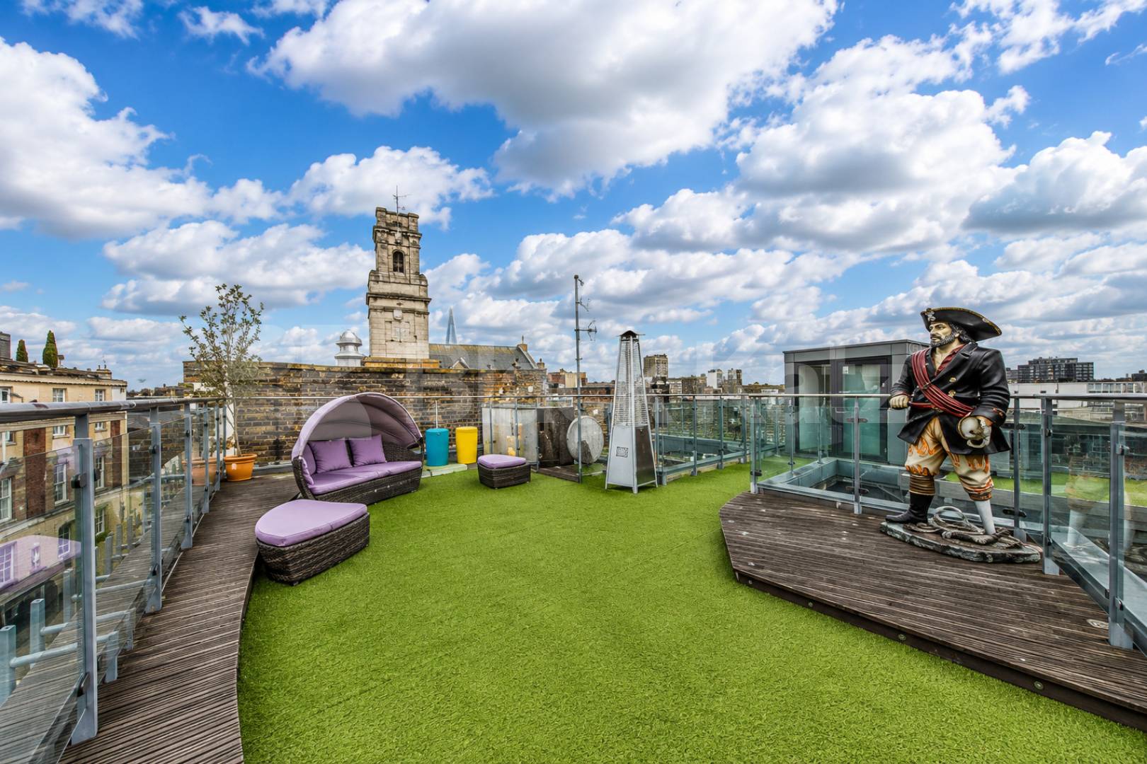 Luxury Four Bedroom Penthouse with Four En-Suites & Balcony, Old Street Old Street , Old Street - Shoreditch