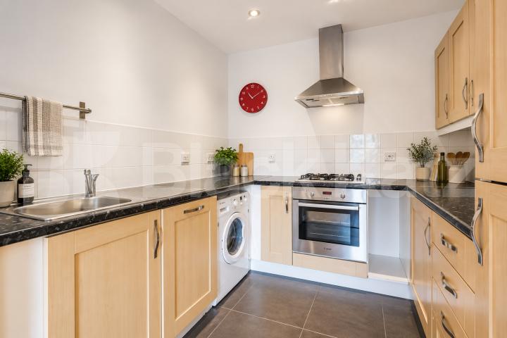 Modern One Bedroom Apartment with Private Balcony – Westpoint Apartments, N8 Clarendon Road, Hornsey