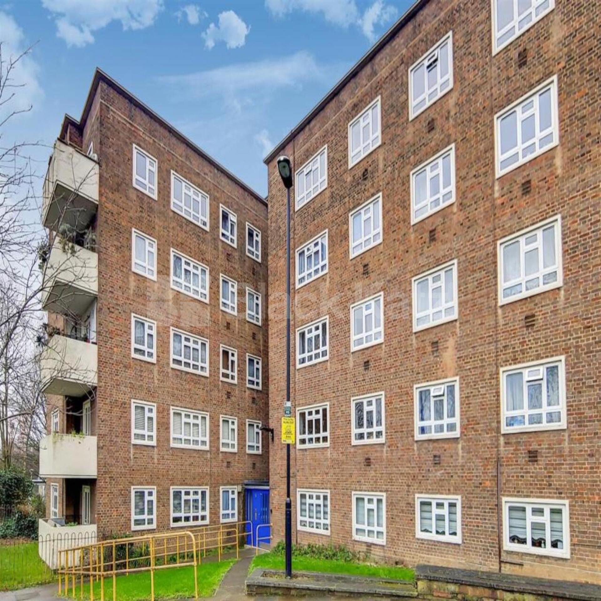 located on the second floor of a well maintained building close to amenities  Church Lane, Hornsey n8