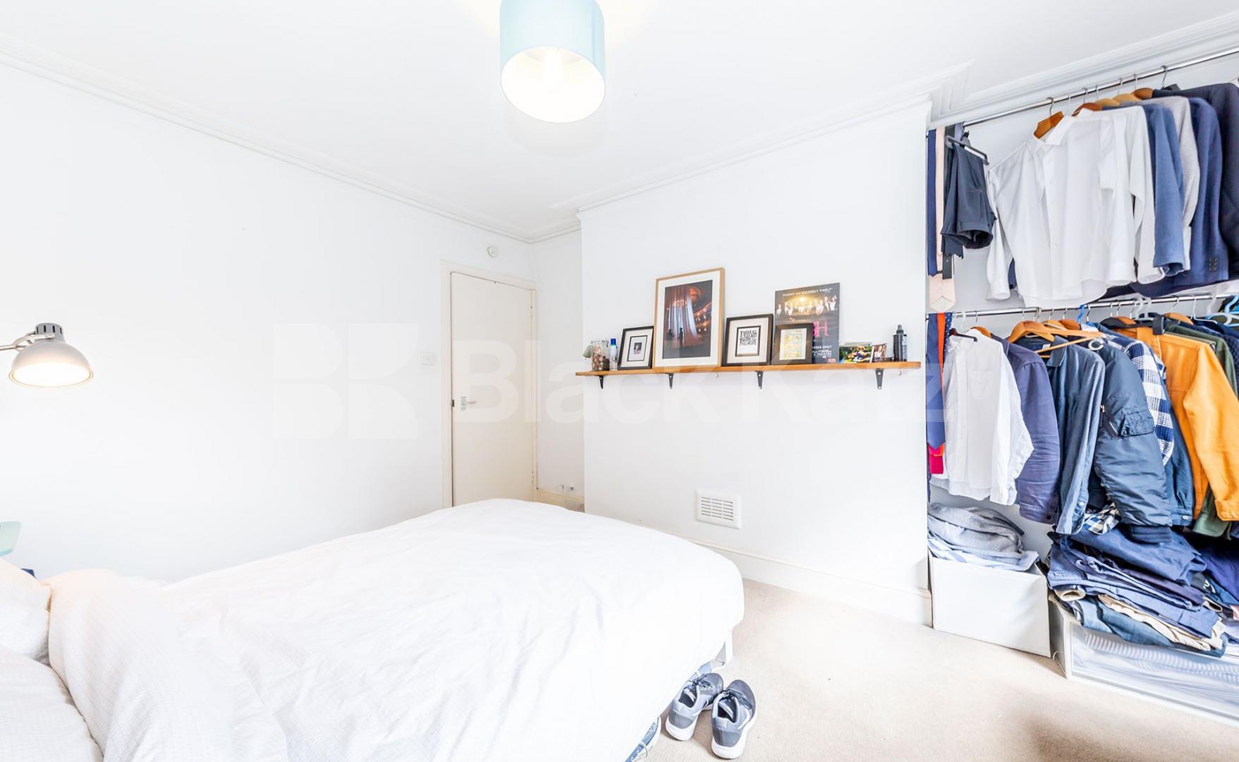 			2 Bedroom, 1 bath, 1 reception Flat			 Glebe Road, CROUCH END