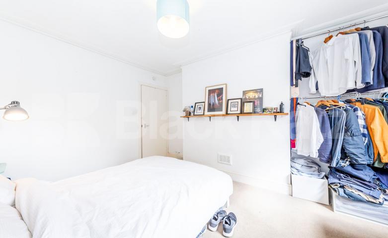 			2 Bedroom, 1 bath, 1 reception Flat			 Glebe Road, CROUCH END