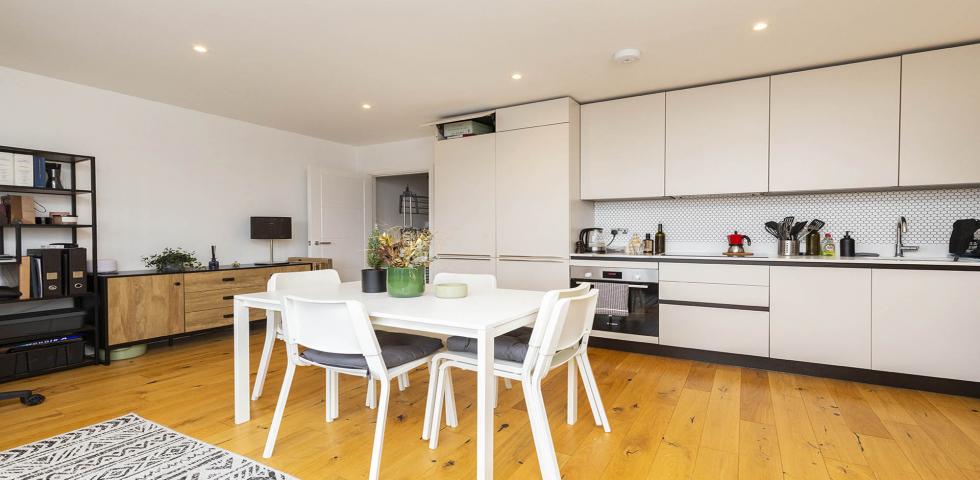 			1 Bedroom, 1 bath, 1 reception Apartment			 Dignam Close , Cricklewood