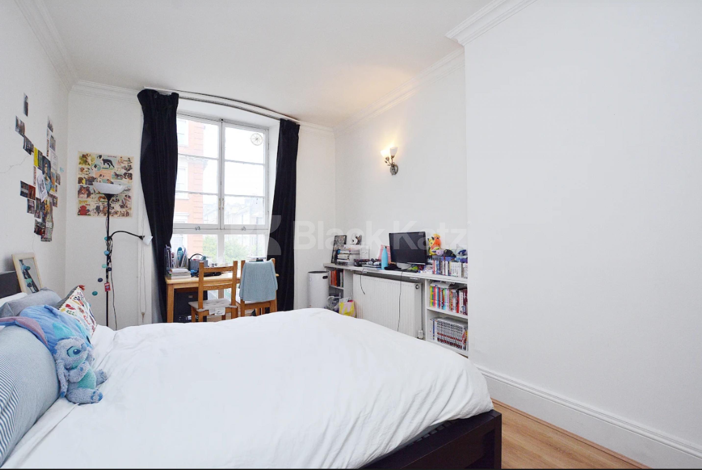 			LARGE 2 / 3 BED BY REGENTS PARK! , 3 Bedroom, 1 bath, 1 reception Flat			 Harley Street, REGENTS PARK/BAKER STREET  W1G