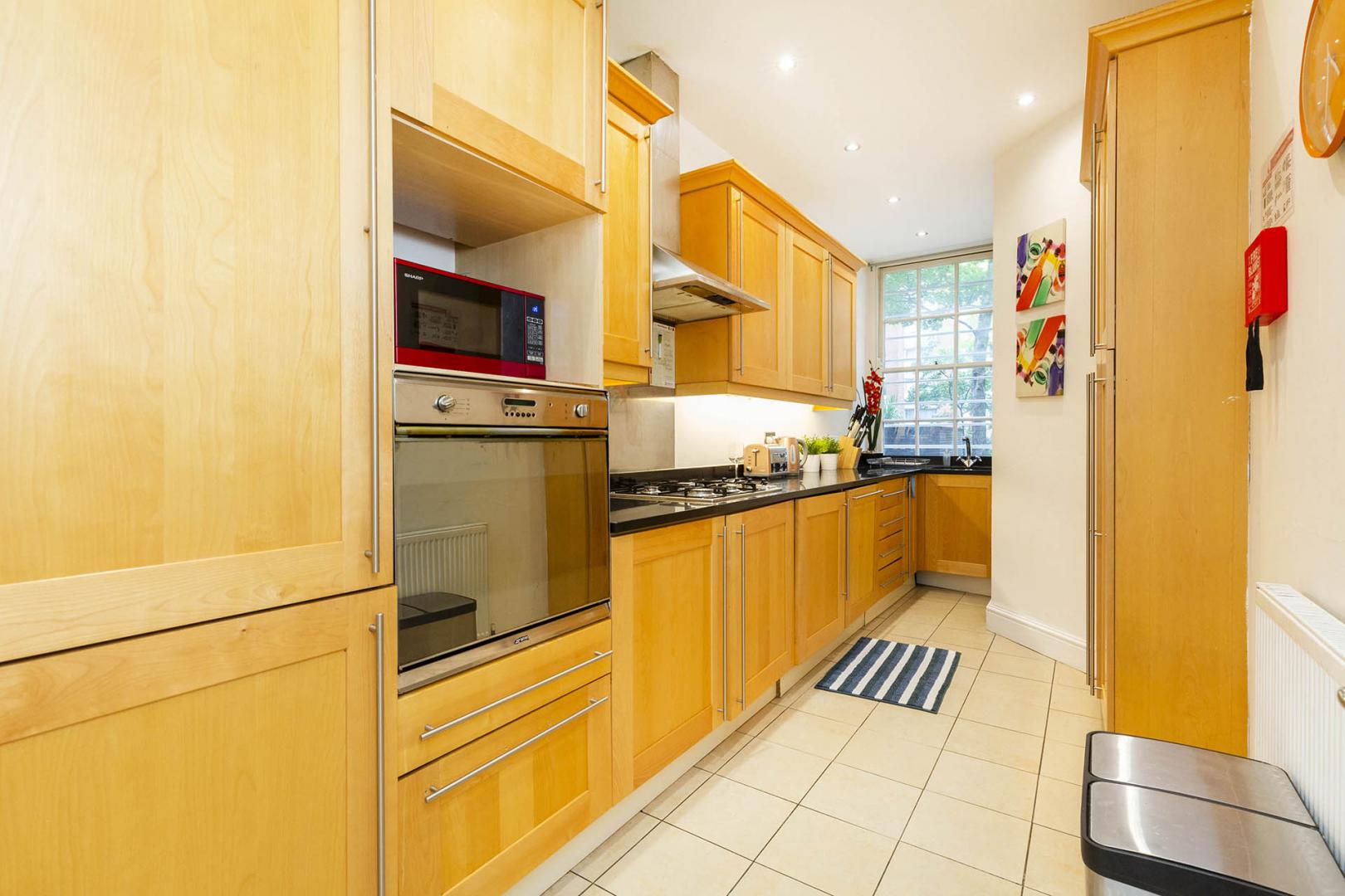 			3 Bedroom, 2 bath, 1 reception Flat			 Rodney Court, Maida Vale