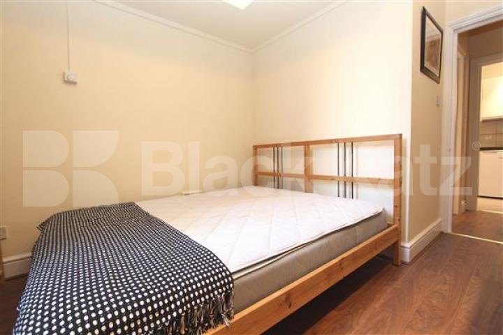 			NEW INSTRUCTION!, 1 Bedroom, 1 bath, 1 reception Flat			 Devonshire Terrace, HYDE PARK