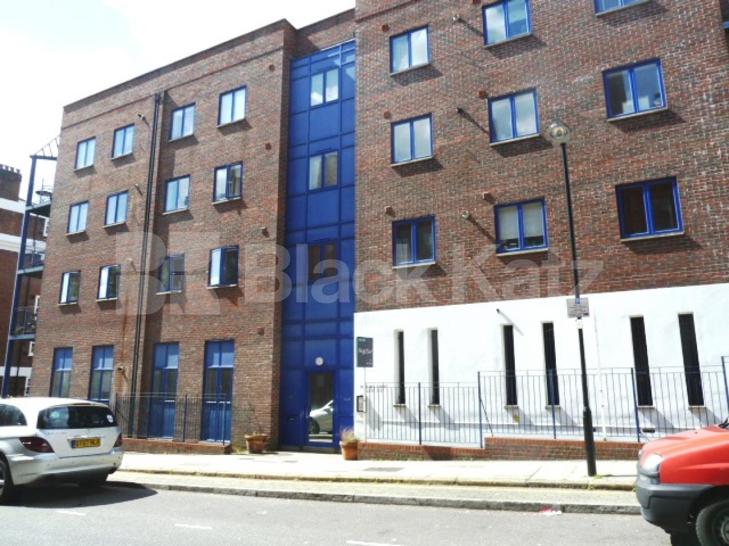 			NEW INSTRUCTION!, 2 Bedroom, 1 bath, 1 reception Flat			 Margery Street, ANGEL-KING'S CROSS-RUSSELL SQUARE