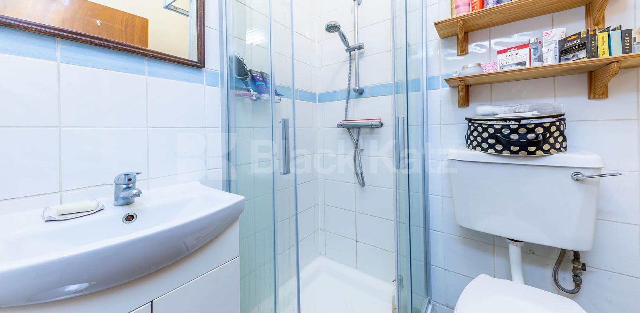 			Fantastic One Bed !, 1 Bedroom, 1 bath, 1 reception Flat			 Maidstone road, Bounds Green