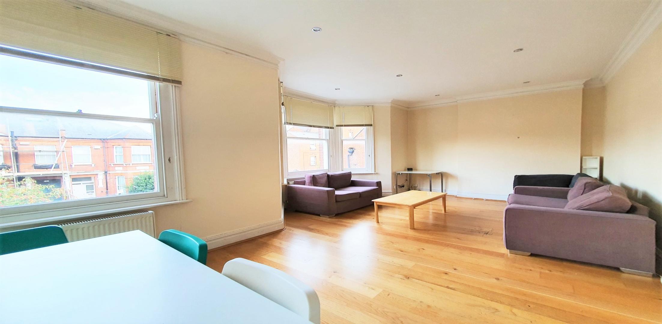 			3 Bedroom, 1 bath, 1 reception Flat			 Ebbsfleet Road , KILBURN