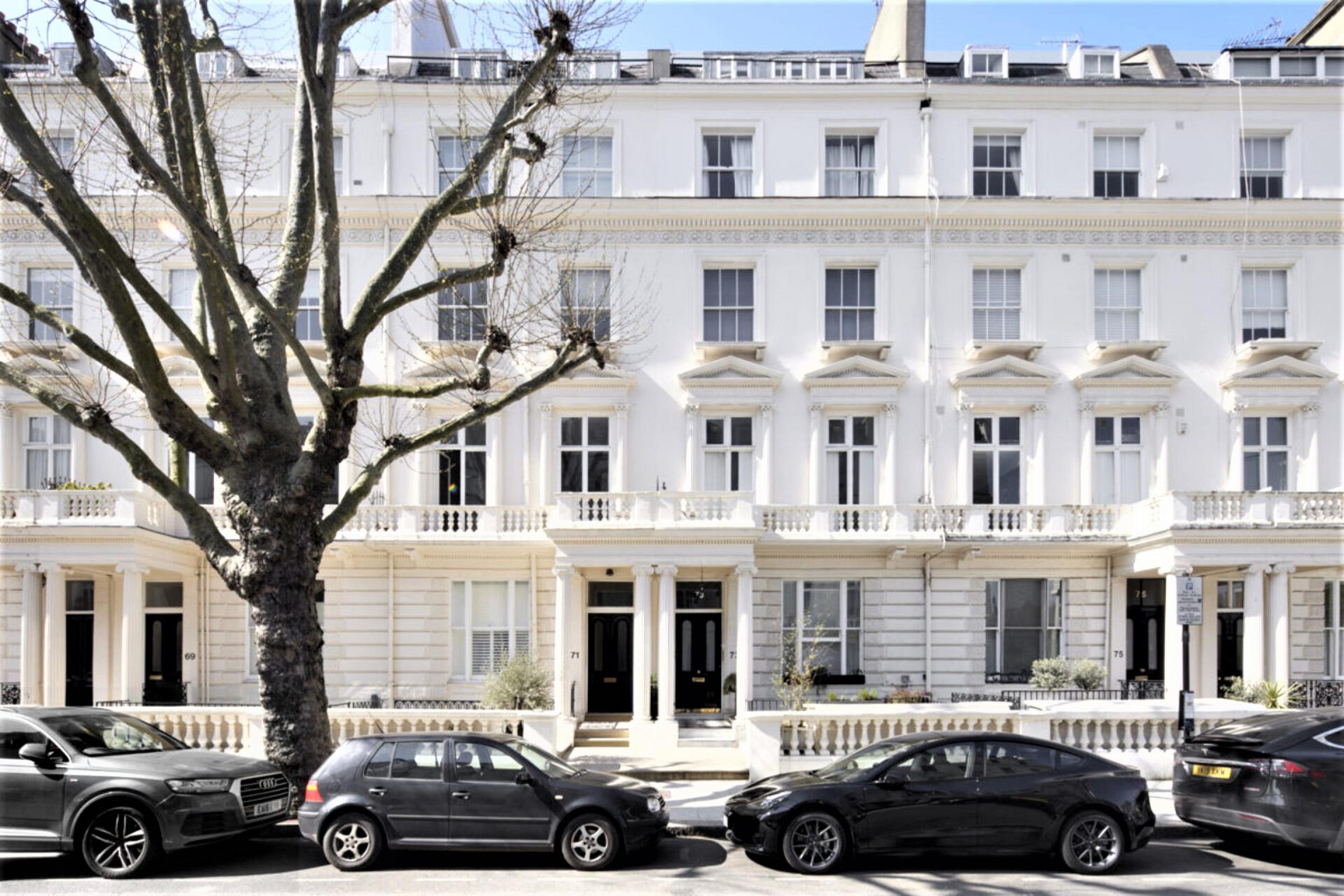 			2 Bedroom, 1 bath, 1 reception Flat			 Randolph Avenue, Maida Vale W9