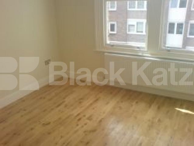 			new intruction, Studio Apartment, 1 bath, 1 reception Studio			 Fermoy Road, Maida vale