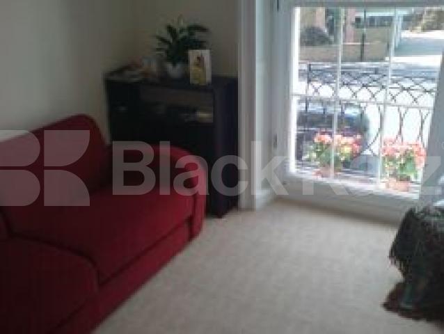			1 Bedroom, 1 bath, 1 reception Flat			 Camden Street, Camden