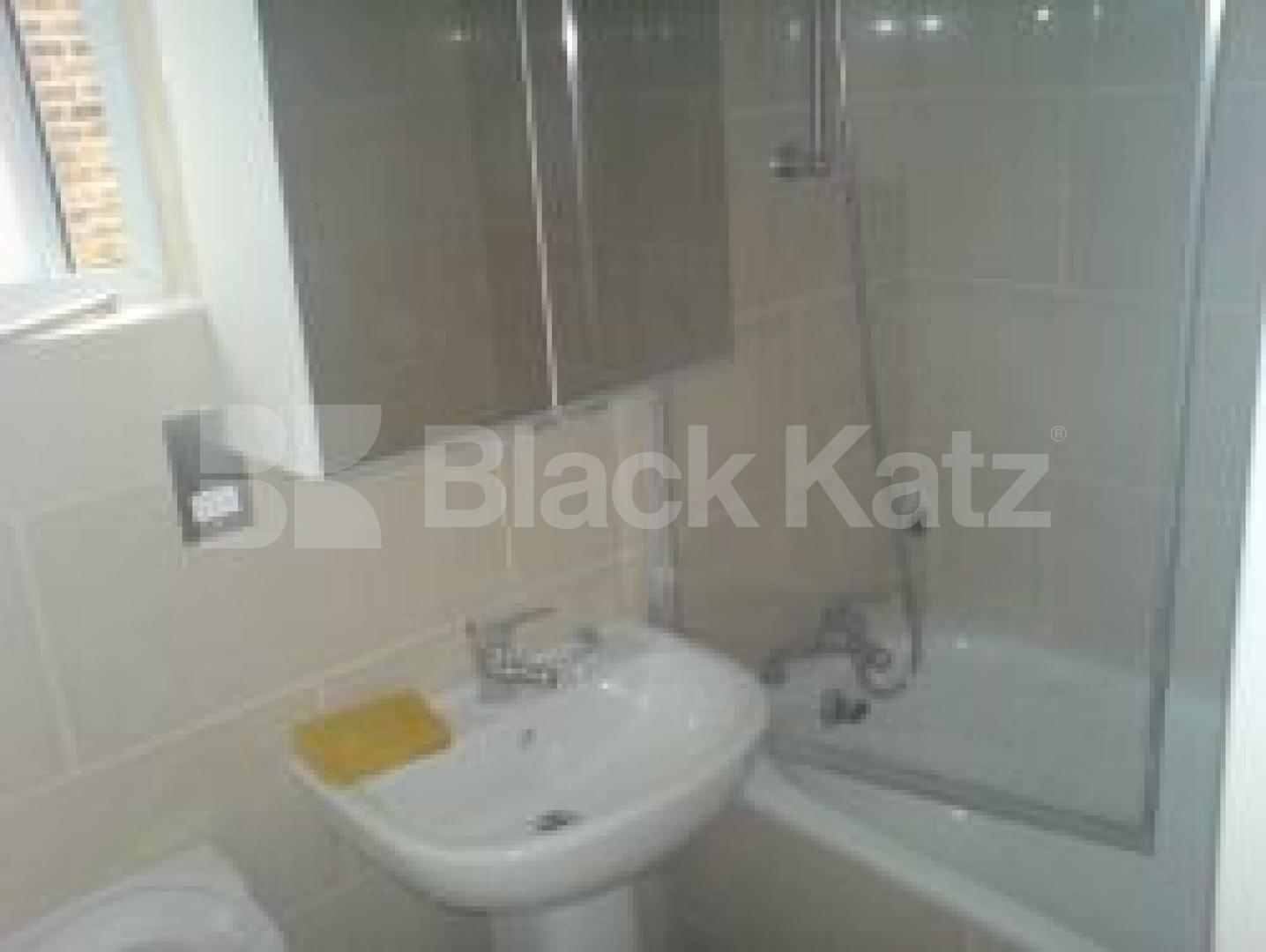 			NEW INSTRUCTION!, 3 Bedroom, 1 bath, 1 reception Flat			 Portnall Road, Queens Park