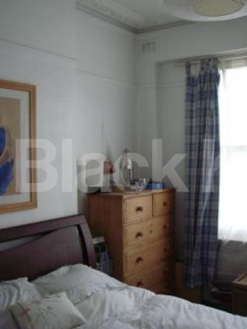 			MUST SEE !!!!!!!, 1 Bedroom, 1 bath, 1 reception Flat			 Dagmar Road, STROUD GREEN