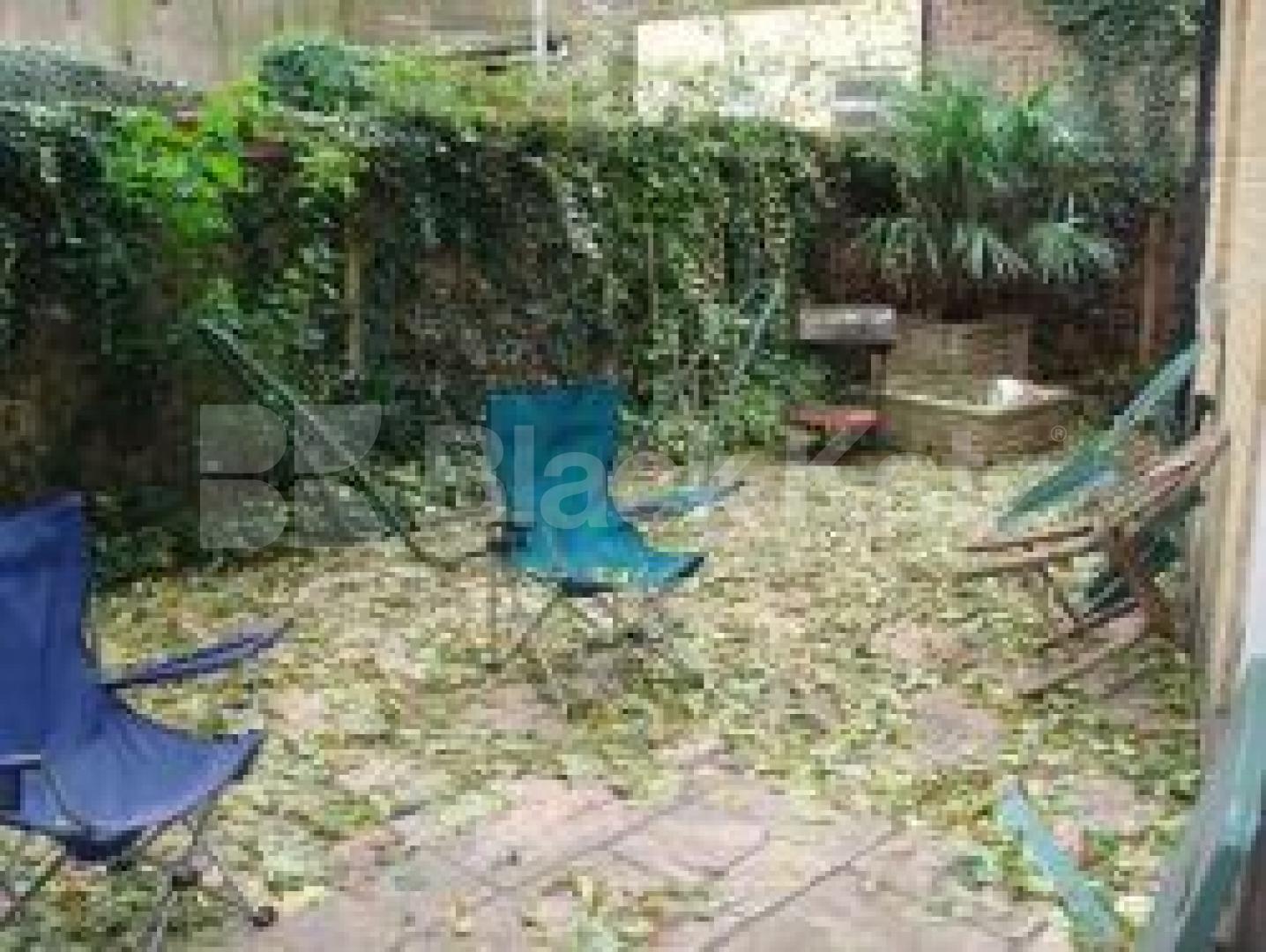 			BEAUTIFUL HOUSE, GREAT VALUE, PERFECT LOCATION!!!, 3 Bedroom, 1 bath, 1 reception Semi-Detached House			 Florence Sreet, Islington/Angel