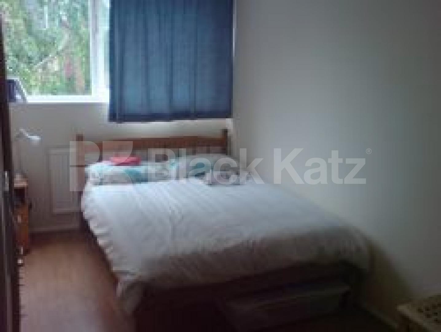 			new instruction, 3 Bedroom, 1 bath, 1 reception Flat			 Clarendon Walk, Notting Hill