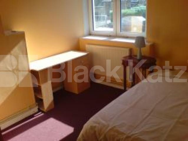 			New Instruction, 3 Bedroom, 1 bath, 1 reception Ground Floor Maisonette			 Augustus Street, CAMDEN NW1