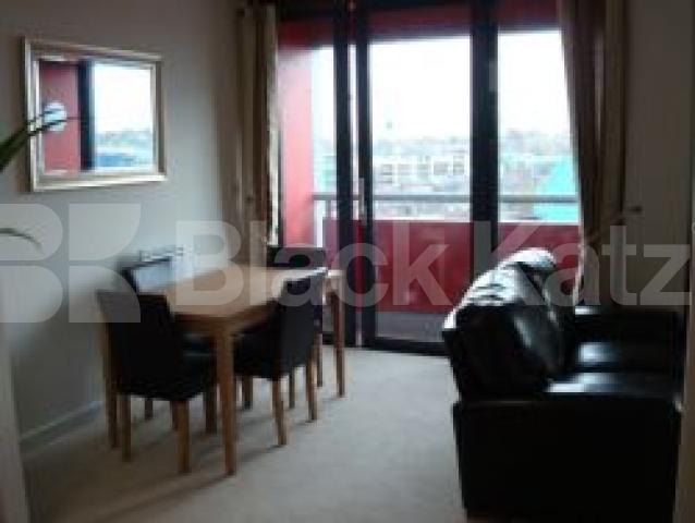 			NEW INSTRUCTION, 2 Bedroom, 1 bath, 1 reception Flat			 Drayton Park, ARSENAL 