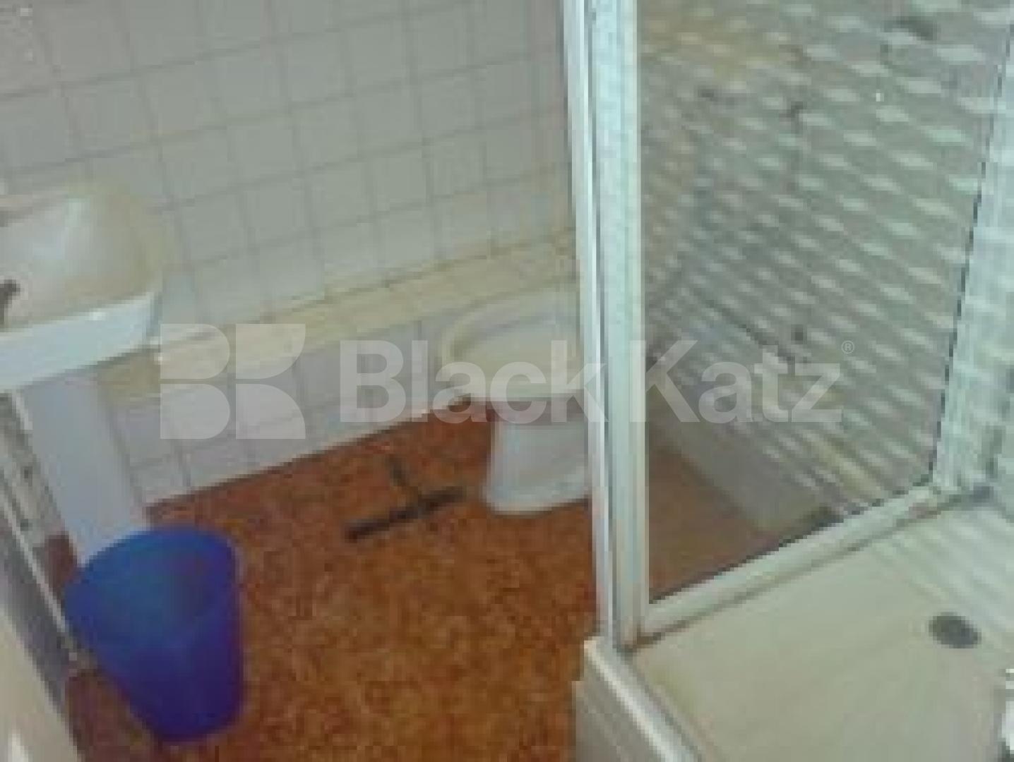 			New Instruciton, 2 Bedroom, 1 bath, 1 reception Flat			 Grays Inn Road, CHANCERY LANE WC1X