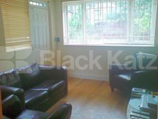 			Home entertainment system with plasma TV included!!!, 2 Bedroom, 1 bath, 1 reception Flat			 Brighton Road, STOKE NEWINGTON N16