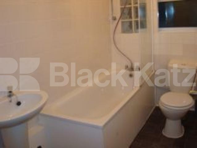 			NEW INSTRUCTION, 3 Bedroom, 1 bath, 1 reception Flat			 Carleton Road, TUFNELL PARK N7