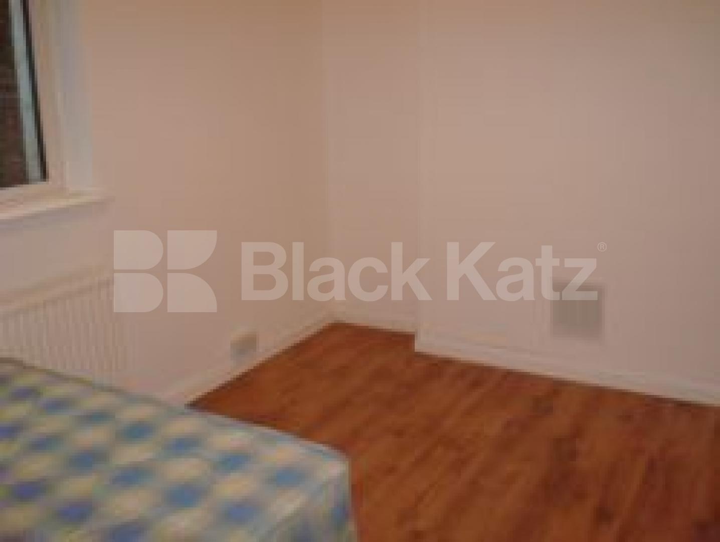 			NEW INSTRUCTION, 3 Bedroom, 1 bath, 1 reception Flat			 Carleton Road, TUFNELL PARK N7