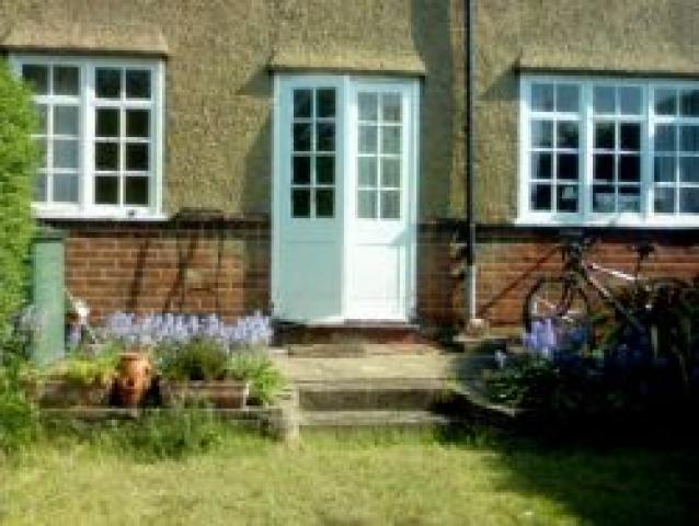 			1 Bedroom, 1 bath, 1 reception Flat			 Falloden Way, GOLDERS GREEN