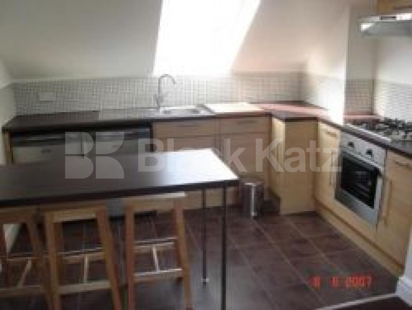 			3 Bedroom, 1 bath, 1 reception Flat			 Queens Avenue, MUSWELL HILL N10