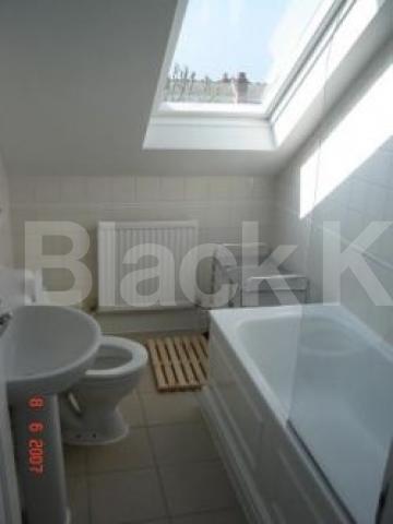 			3 Bedroom, 1 bath, 1 reception Flat			 Queens Avenue, MUSWELL HILL N10