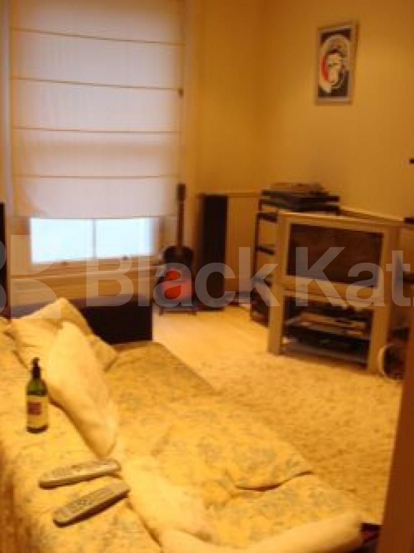 			NEW INSTRUCTION, 1 Bedroom, 1 bath, 1 reception Flat			 Milton Grove N16, Newington Green