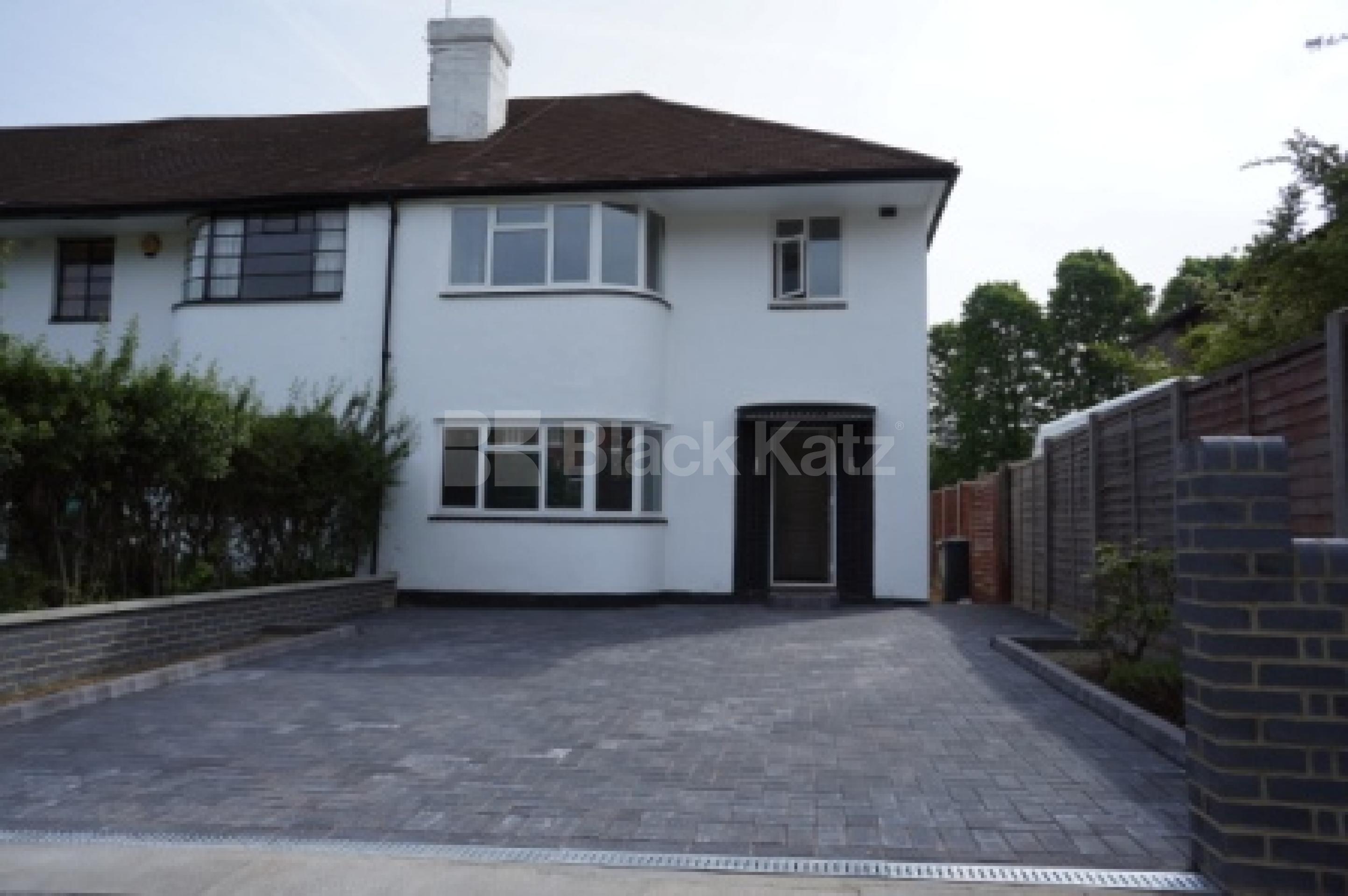 			New Refurb, 3 Bedroom, 1 bath, 1 reception End Terraced House			 Tetherdown, Muswell Hill N10